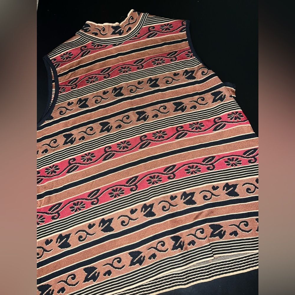 St. John Vintage Striped Sleeveless Mock Neck Top Size Large EUC
